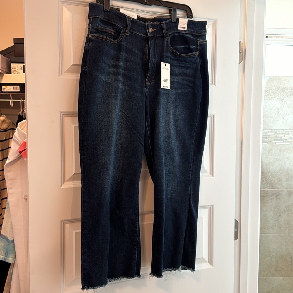 Judy Blue I want you to Know -High Rise Cropped Wide Leg jeans